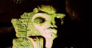alien pharaoh statue