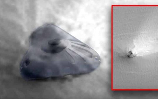 600-Foot-Wide, Intact-looking UFO Spotted on Mars Could Still Fly, Specialists Claim