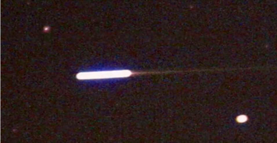 Spain & Portuguese Citizens See UFO Sighting And Record Movement in Sky