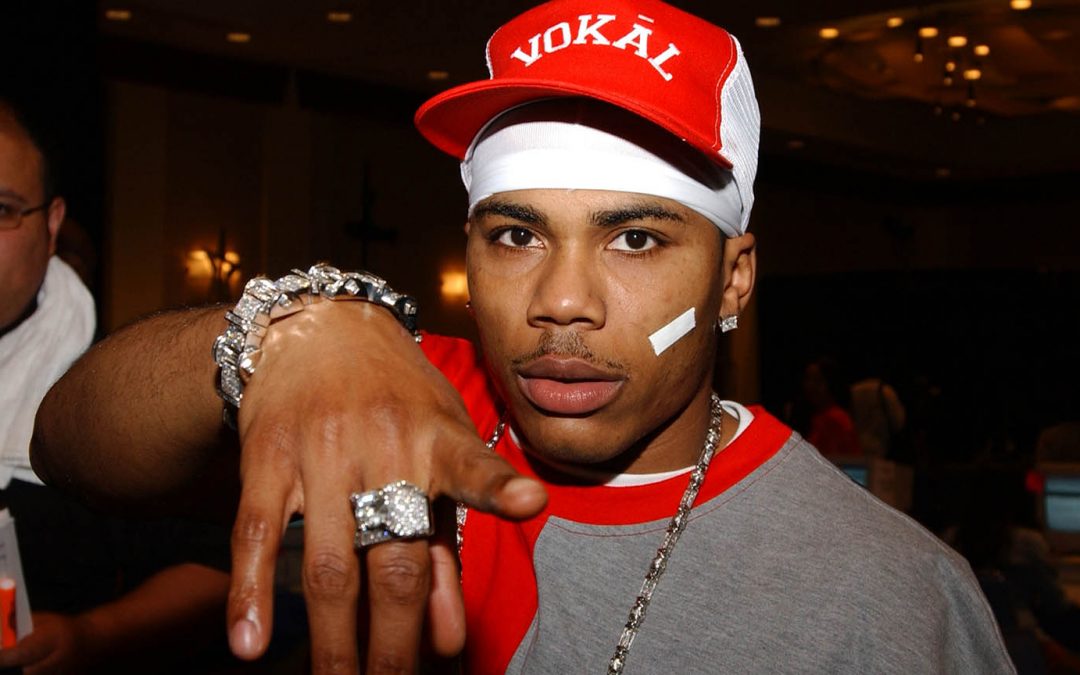 Nelly’s Eyes Roll Back As He Glitches At Live Performance – Many Are Claiming MK Ultra Manipulated