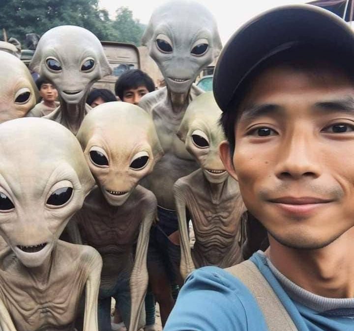 A Group Of Asians in A Remote Village in Asia Are Posting Selfies With Aliens – And Your Jaw Will Drop